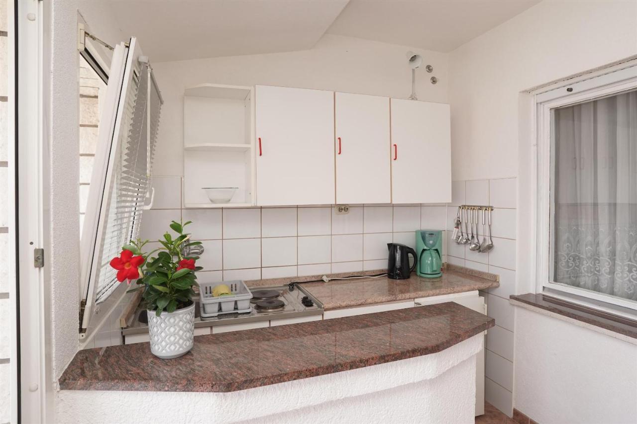 Apartments Mare โตรกีร์ ภายนอก รูปภาพ