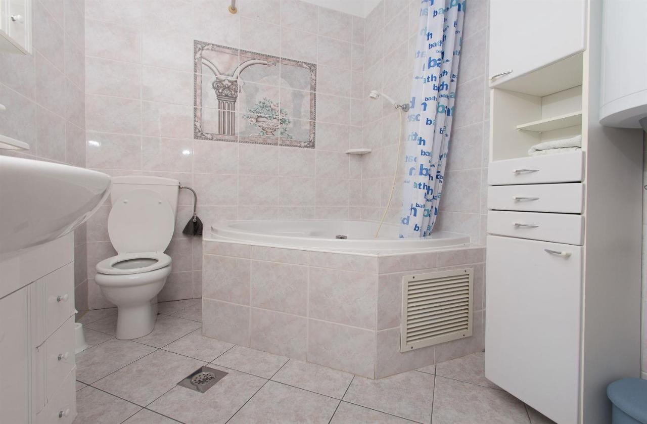 Apartments Mare โตรกีร์ ภายนอก รูปภาพ